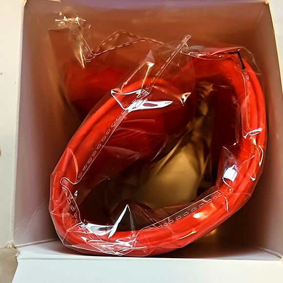 Hot Water Bottle Traditional Rubber Type. New In Box - Picture 5 of 7